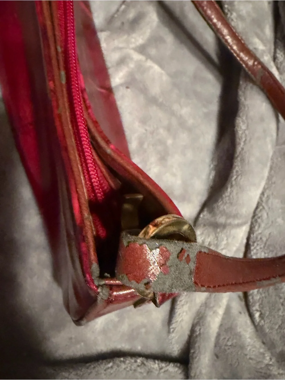 Vintage Y2K Italian Red Leather Croc Baguette Shoulder Bag